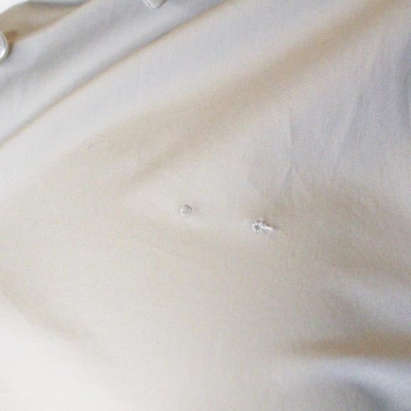 BURBERRY #32829 Women’s Stone Button Up Blouse (Size 8) - Picture 7 of 7